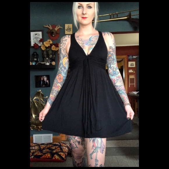 Old Navy Dresses & Skirts - Old Navy Black Cocktail Soft T-shirt Dress sz S